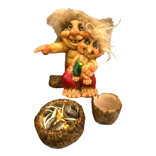 Troll Creatividad + Comedero 9 Cm Figura De Resina Nacional Variado by HEREJE