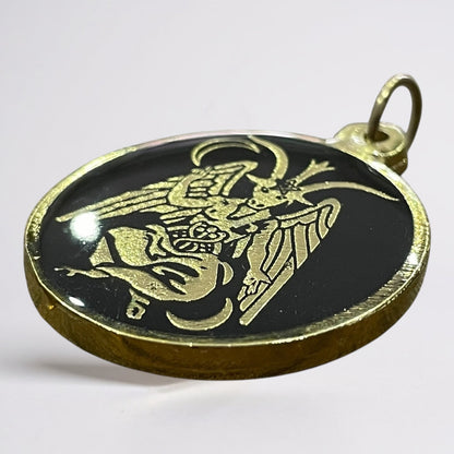 Medalla Encapsulada 30mm Amuleto De Protección Varios Modelo Baphomet by HEREJE