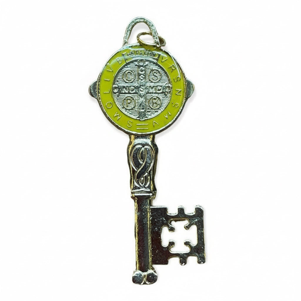 Llave De San Benito Dije Baño De Oro Encapsulado 5cm Varios by HEREJE