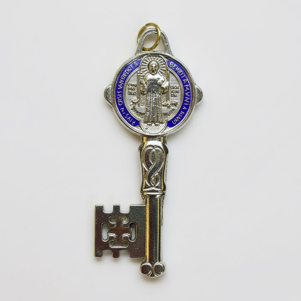 Llave De San Benito Dije Baño De Oro Encapsulado 5cm Varios by HEREJE