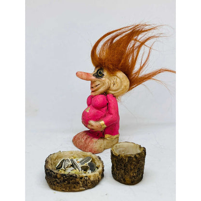 Troll Fertilidad + Comedero 9 Cm Figura De Resina Nacional. Rosa by HEREJE