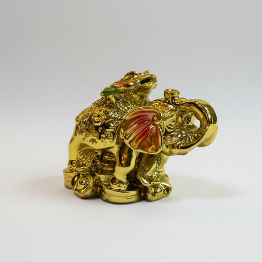 Elefante Con Rana Dorado Figura De Resina 7 Cm Alto Dorado by HEREJE