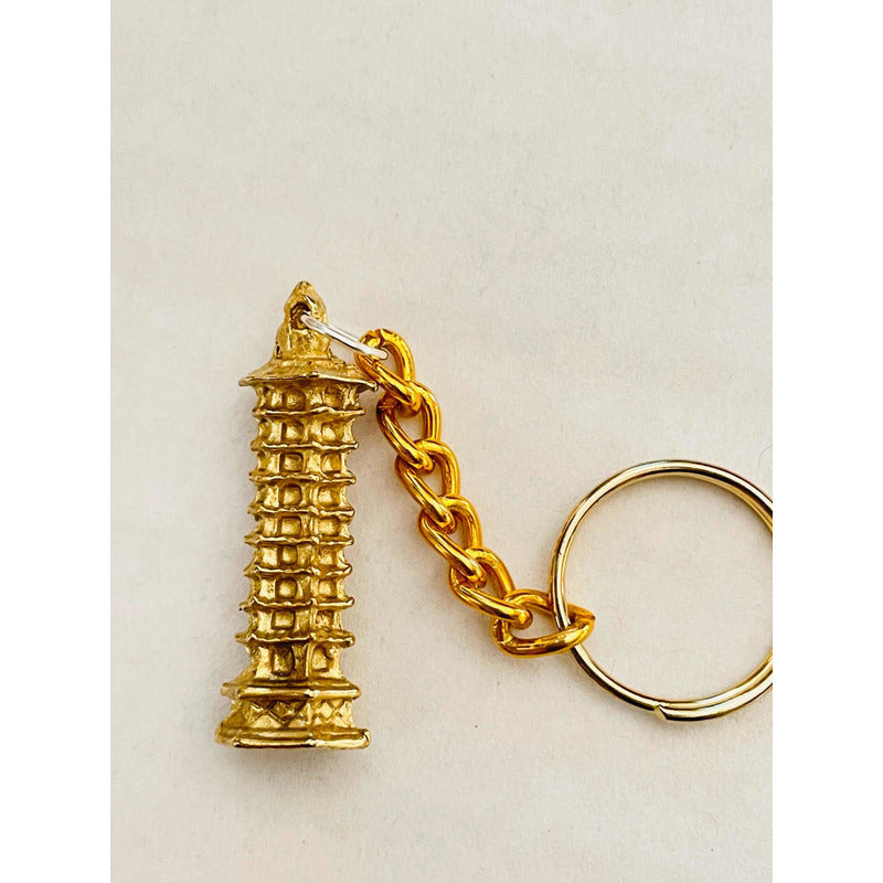 Pagoda Feng Shui En Metal Llavero by HEREJE