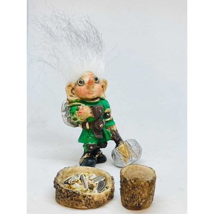 Troll Protector De La Salud + Comedero 11cm Figura De Resina Verde Oscuro by HEREJE