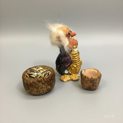 Troll Guardián De La Riqueza + Comedero 9 Cm Figura Resina Bordó by HEREJE