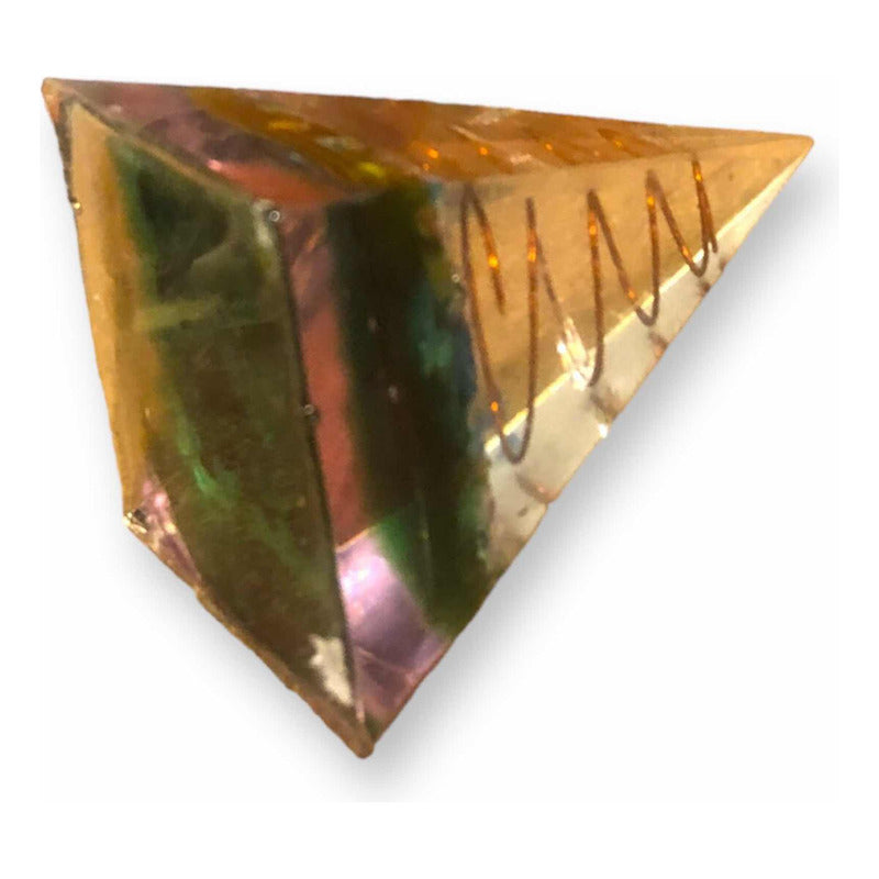 Pirámide De Orgonita 7cm Con Resina verde by HEREJE