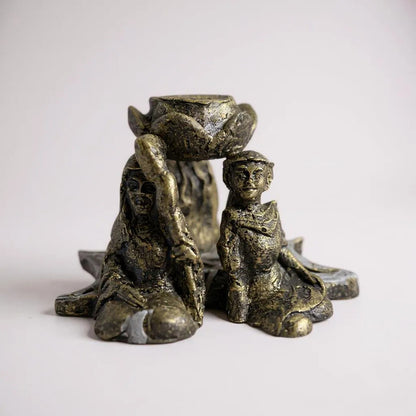 Triple Diosa Escultura De Resina Cascada De Humo 7cm Altura Oro Viejo by HEREJE