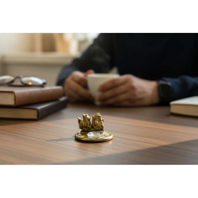 Caballo Año Chino En Argolla Y Cabra 3cm Alt 4.5cm Diametro Dorado by HEREJE