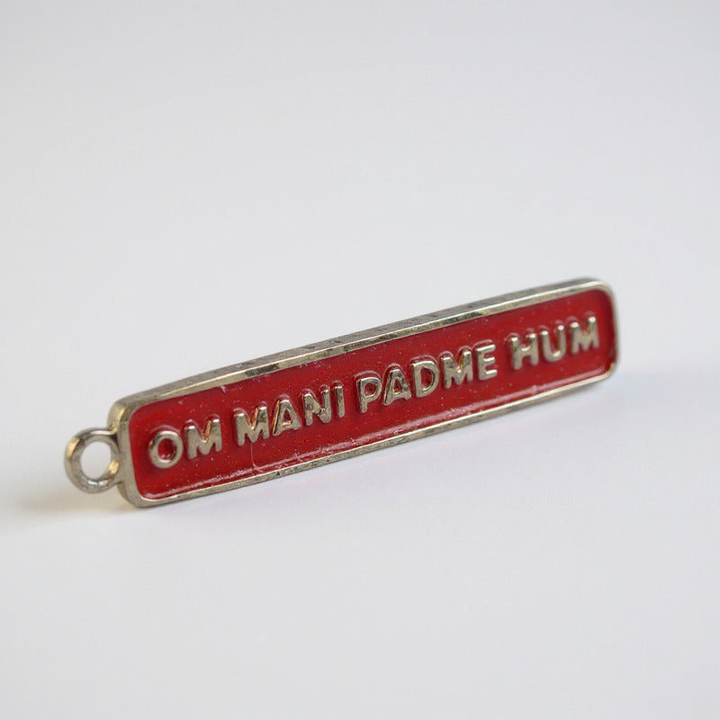 Om Mani Padme Hum Dije Mantra Amuleto Pequeño Rojo by HEREJE