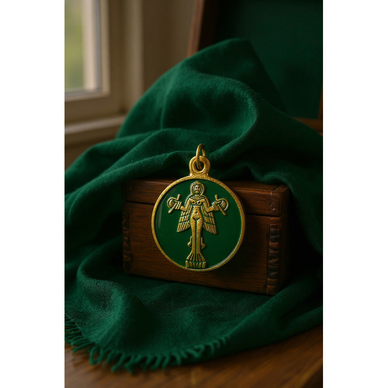 Lilith Dije Encapsulado Y Troquelado De 25mm by HEREJE