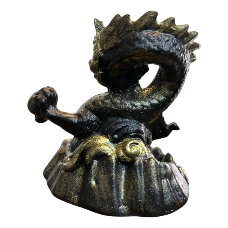 Cascada De Humo Dragon 14 Cm De Altura Negro Dragón by HEREJE