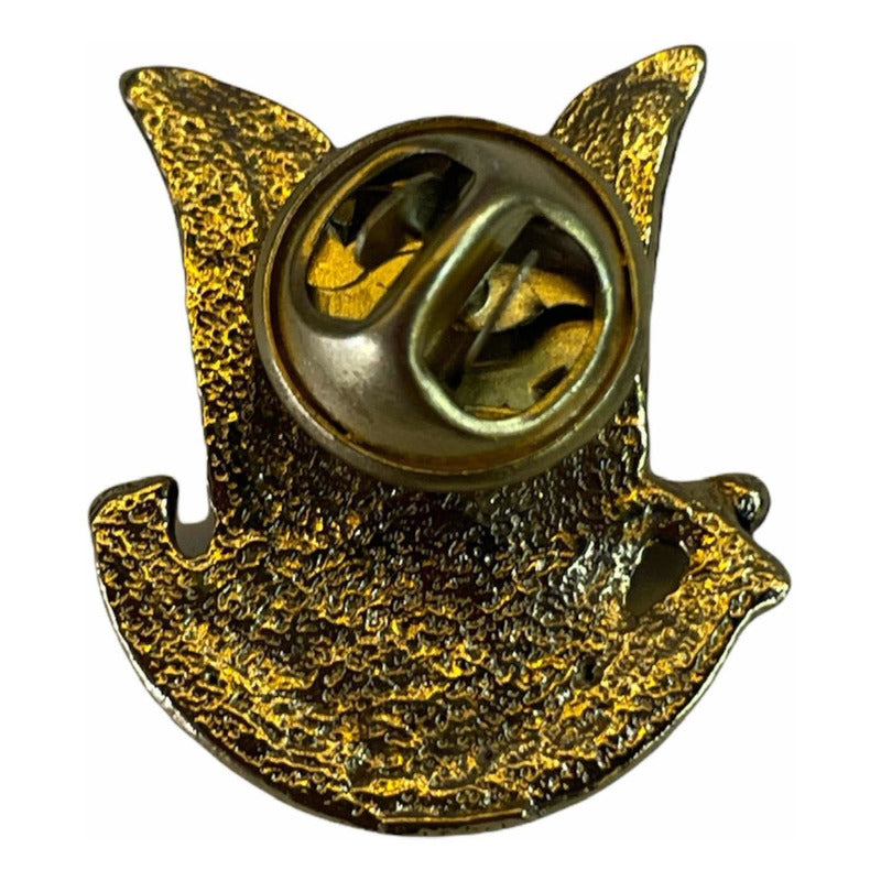 Angel Protector Pin Baño De Oro Prendedor Cubierto De Laca Dorado by HEREJE