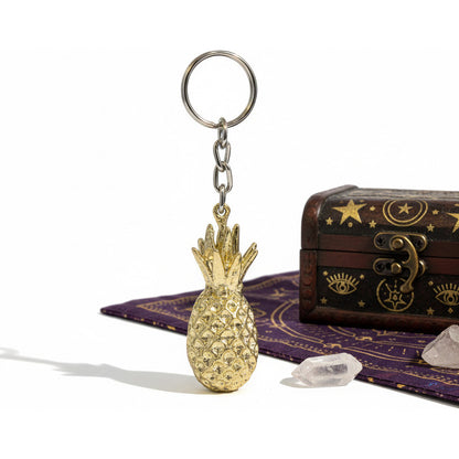 Piña Dorada Llavero De Metal Para El Feng Shui De 4 Cm Alto Dorado by HEREJE