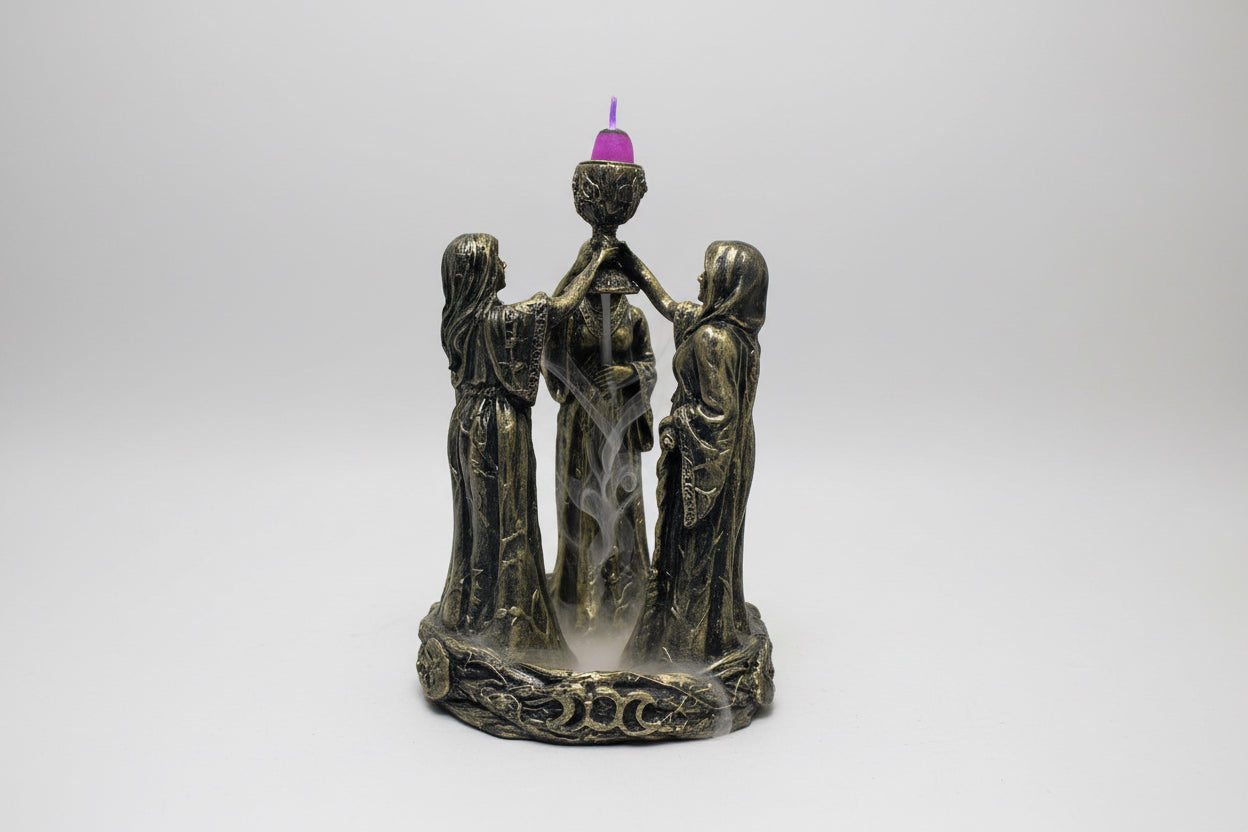 Hecate Triple Diosa Celta Wicca Cascada De Humo by HEREJE