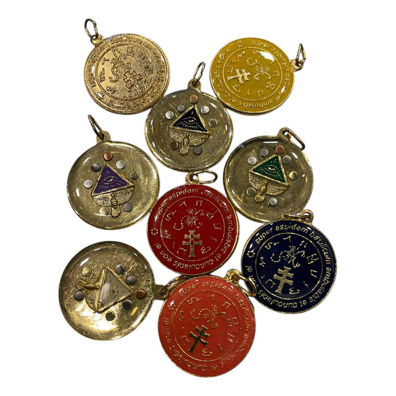 Exterminador Talisman Amulento Encapsulado Y Baño De Oro 3cm by ARTICULOS ESOTERICOS LETY