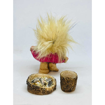 Troll Balbina + Comederos 9 Cm Figura En Resina Nacional Rosa by HEREJE