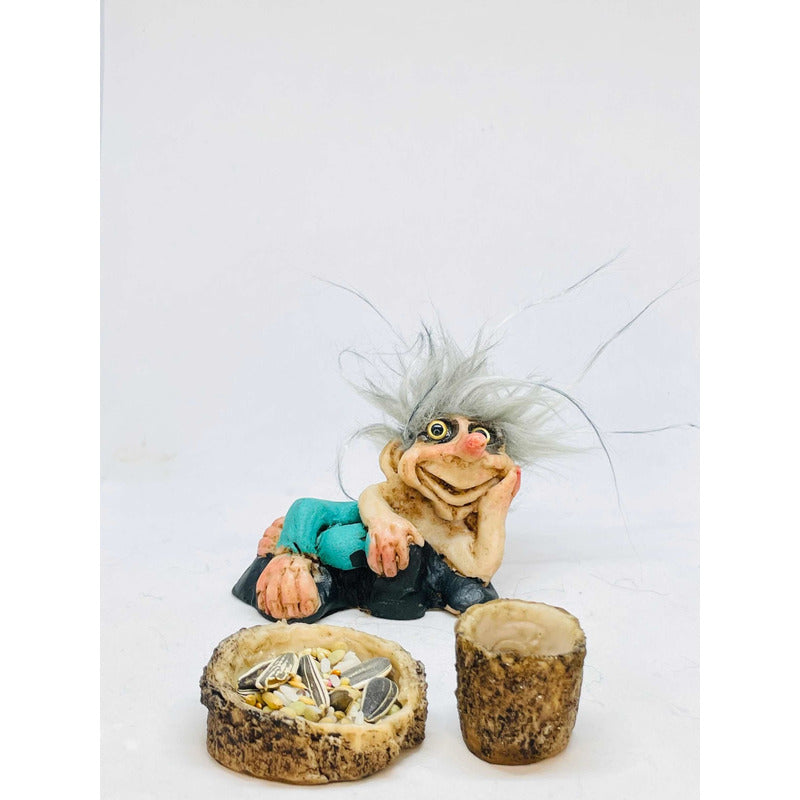 Troll Felicidad +comedero Y 5.5cm Figura En Resina Nacional Variado by HEREJE