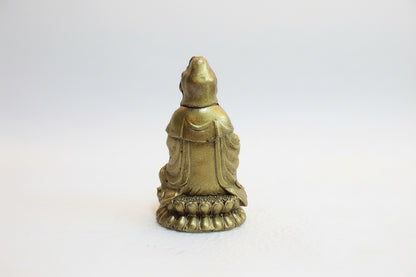 kwan Yin Diosa Del Amor Y Las Bendiciones Figura Resina by HEREJE