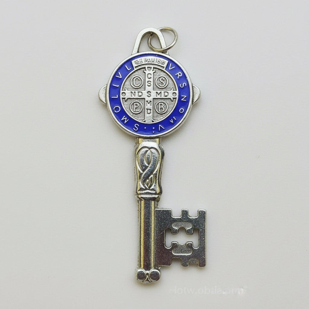 Llave De San Benito Dije Baño De Oro Encapsulado 5cm Varios by HEREJE