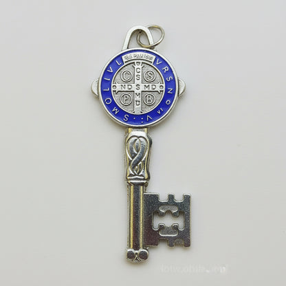 Llave De San Benito Dije Baño De Oro Encapsulado 5cm Varios by HEREJE