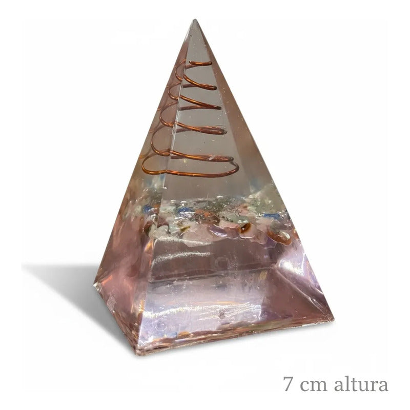 Pirámide De Orgonita 7cm Con Cuarzo Rosa Y Cobre Rosa Claro by HEREJE