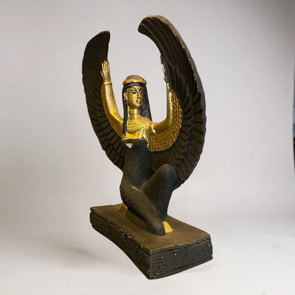 Escultura Isis Modelo Isis Incada by HEREJE