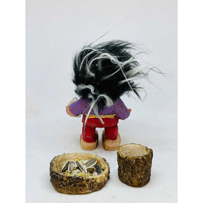 Troll Buena Vibra + Comedero 9cm Figura De Resina Nacional. Morado by HEREJE