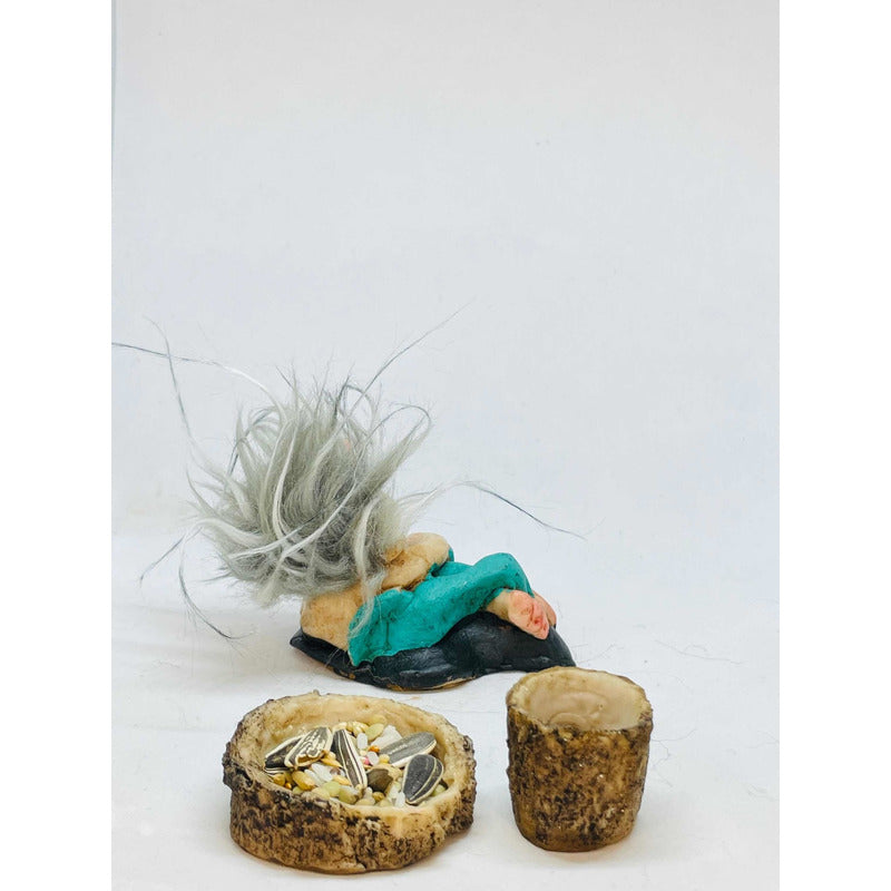 Troll Felicidad +comedero Y 5.5cm Figura En Resina Nacional Variado by HEREJE