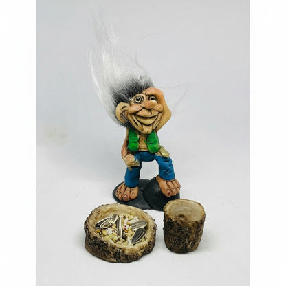 Troll Visionario Resina +semillas + Tarjeta Activación 11cm by HEREJE