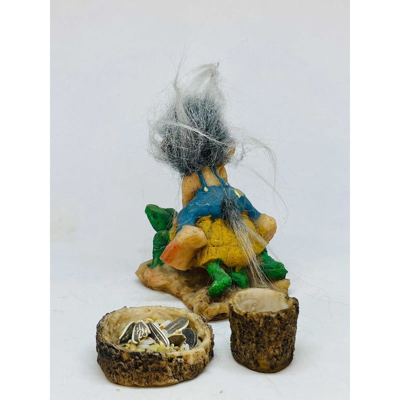 Troll Paciencia + Comedero 10 Cm Figura De Resina Nacional. Variado by HEREJE