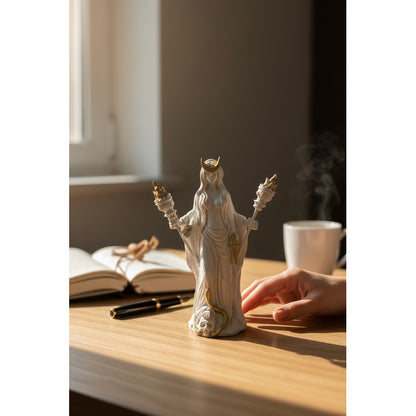 Hecate Escultura De Resina De 16 Cm De Alto by HEREJE