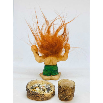 Troll Fortaleza + Comedero 8.5cm Figura En Resina Nacional Verde by HEREJE