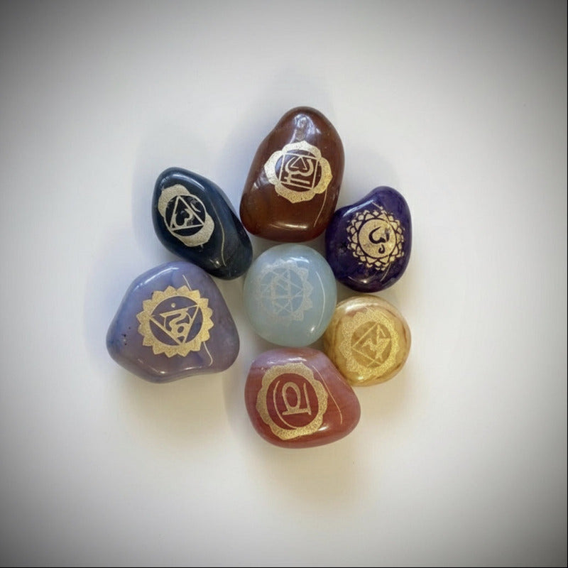Piedras De Los 7 Chakras (chakras) Juego En Cuarzo Grabado by HEREJE