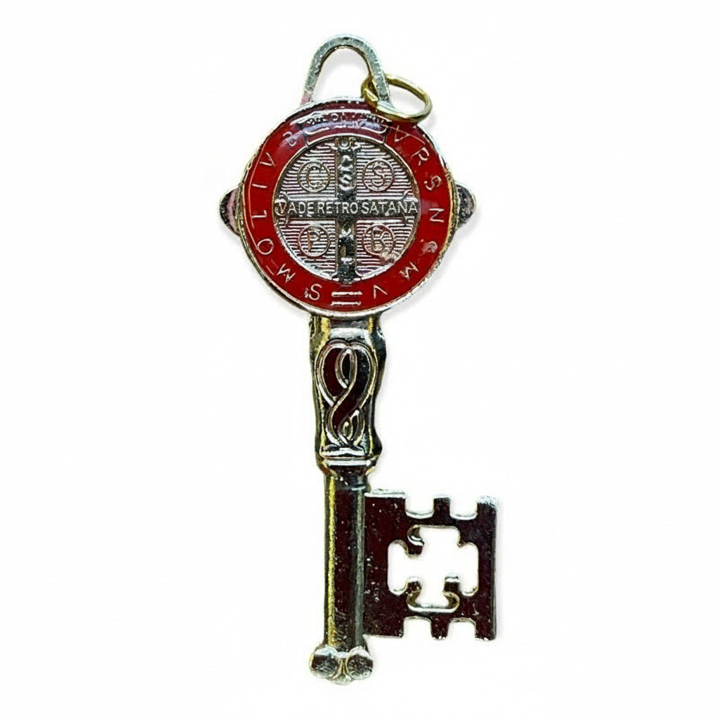 Llave De San Benito Dije Baño De Oro Encapsulado 5cm Varios by HEREJE