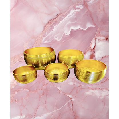 Cuenco Tibetano 7 Metales Juego De 5 Piezas En Color Dorado by HEREJE