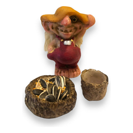 Troll Trabajo + Comedero 9 Cm Figura En Resina Nacional Rojo by HEREJE