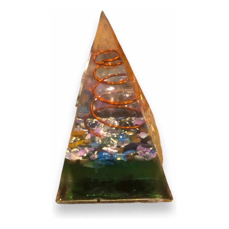 Pirámide De Orgonita 7cm Con Resina verde by HEREJE